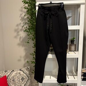 Sleek JAG Black Women's Cropped Pants
